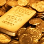 Gold Slips Over 1.5%, Silver Crashes Nearly 5% in Domestic Market
