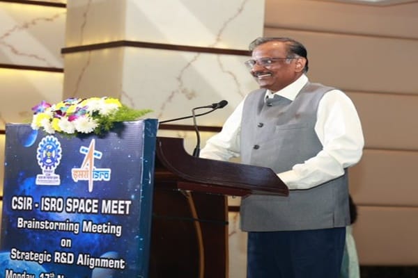 CSIR and ISRO Collaborate to Strengthen Gaganyaan and Chandrayaan-4 Missions