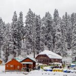 Heavy snowfall severely disrupts normal life in POK